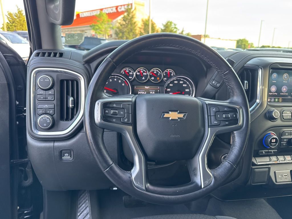 Used 2022 Chevrolet Silverado 1500 LT AWD/4WD image 13