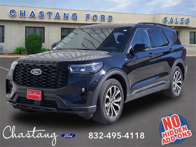 New 2025 Ford Explorer ST-Line w/ Premium Package