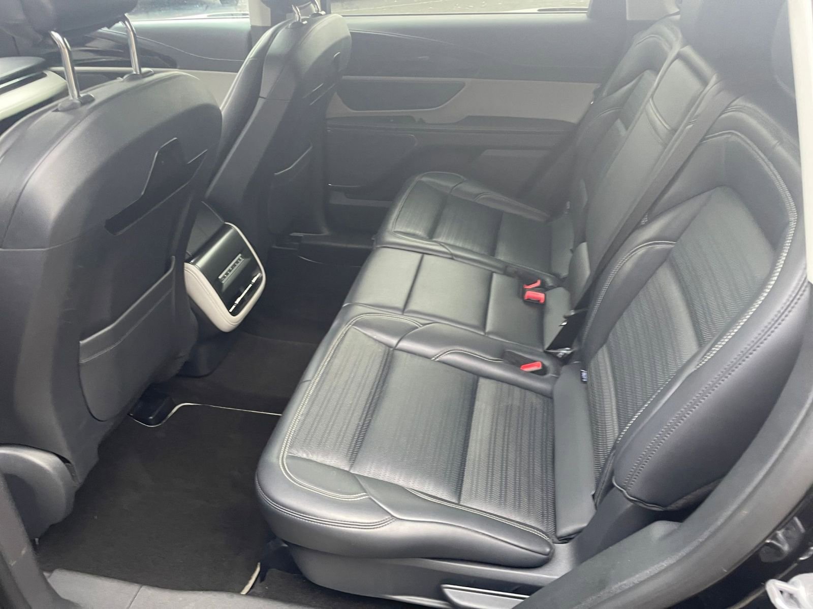 Used 2024 Lincoln Nautilus Reserve image 22