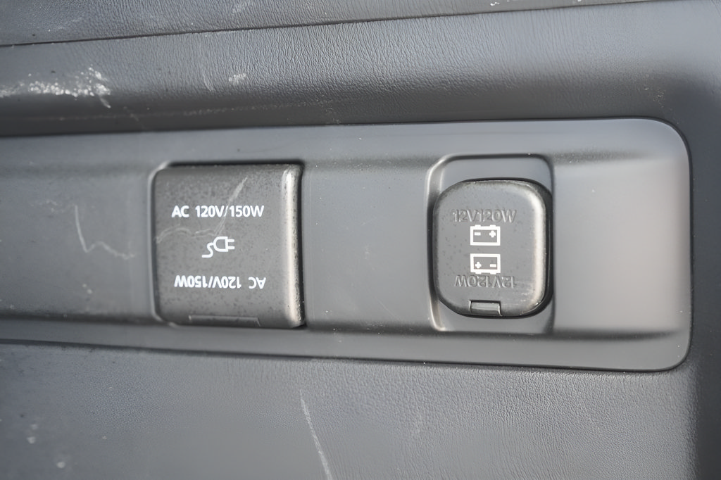 Used 2024 MAZDA CX-90 Plug-In Hybrid w/ Premium Plus AWD/4WD image 13
