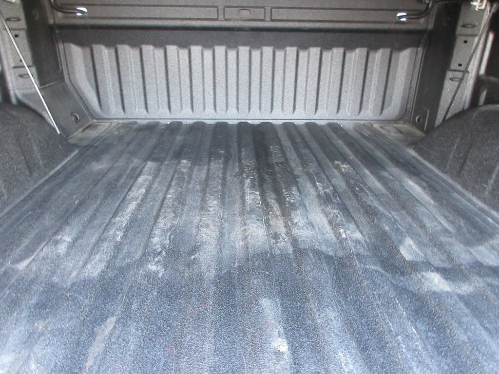 Certified 2023 Chevrolet Silverado 1500 LT AWD/4WD image 15