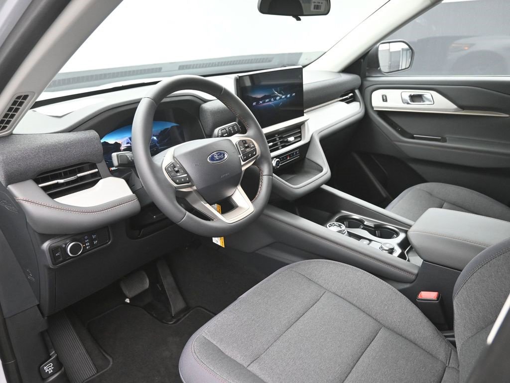 New 2026 Ford Explorer Active image 19
