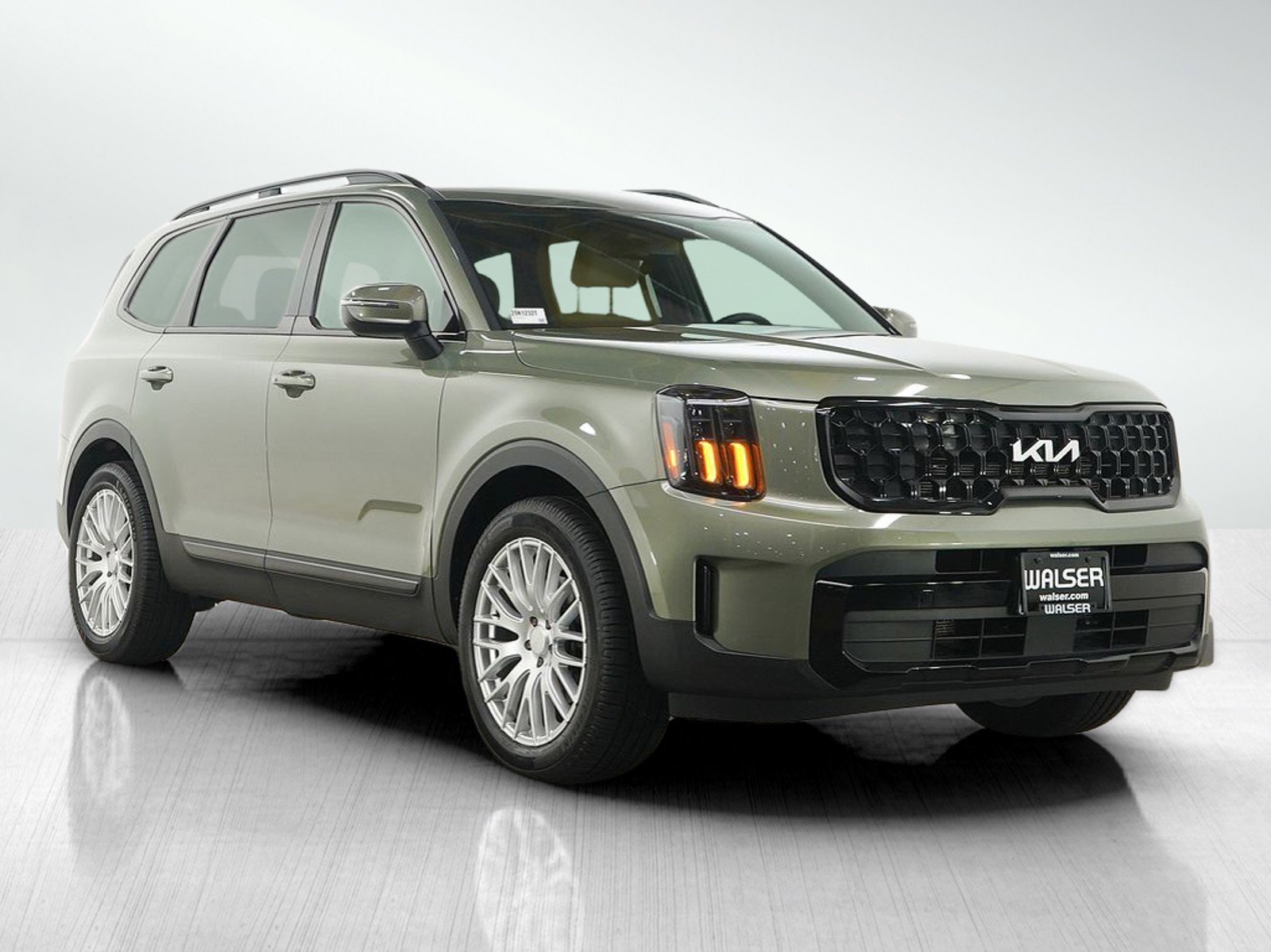 Used 2024 Kia Telluride EX X-Line image 8