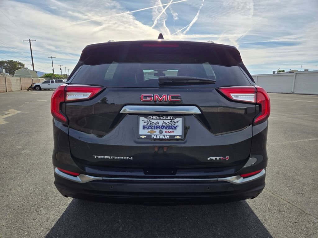 Used 2023 GMC Terrain AT4 w/ Infotainment Package II image 5