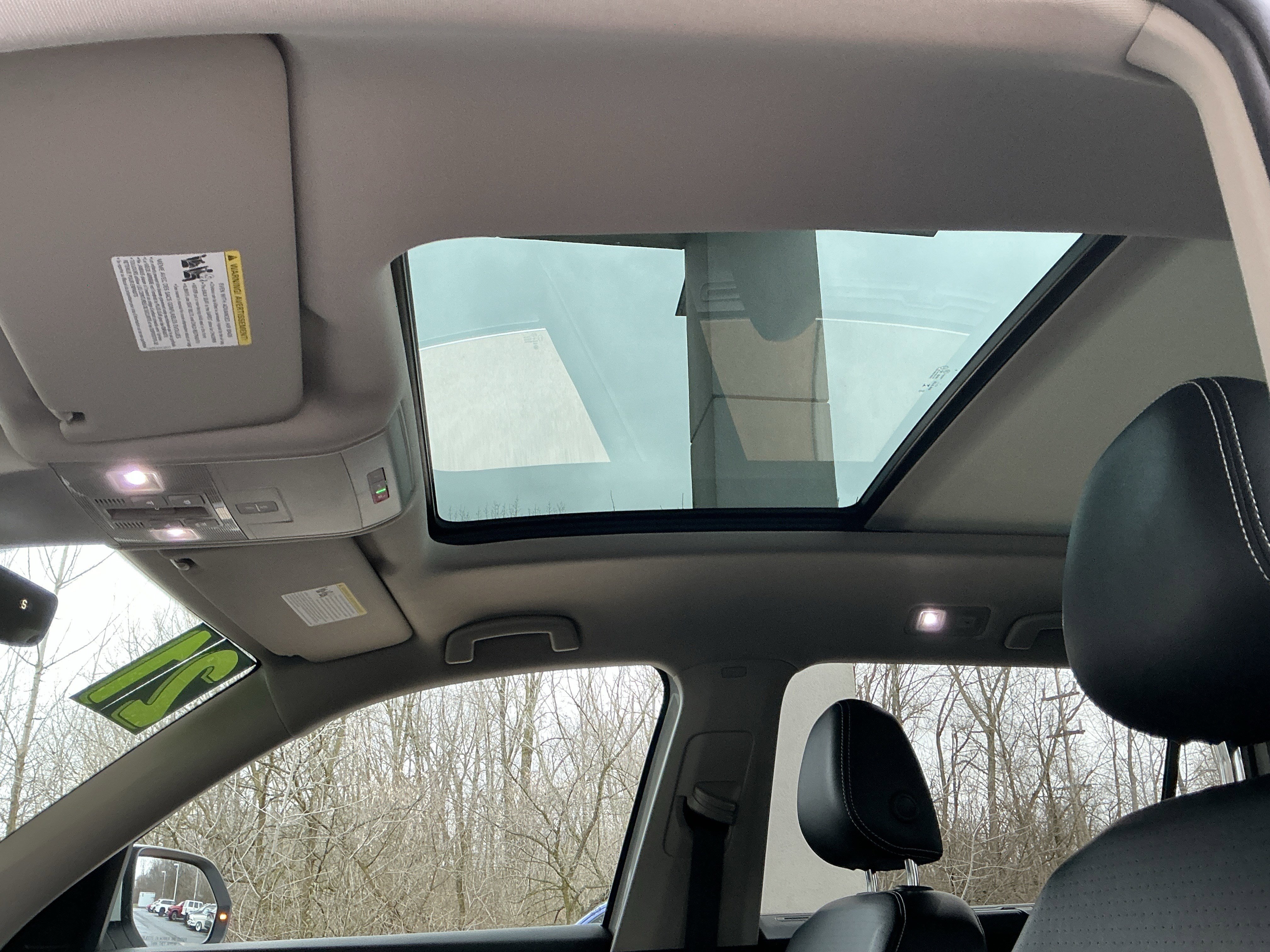 Used 2021 Volkswagen Atlas SEL image 17