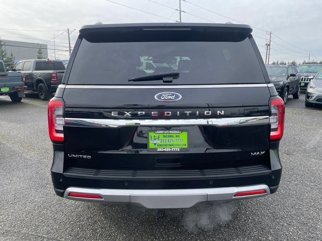 Used 2024 Ford Expedition Max Limited AWD/4WD image 5