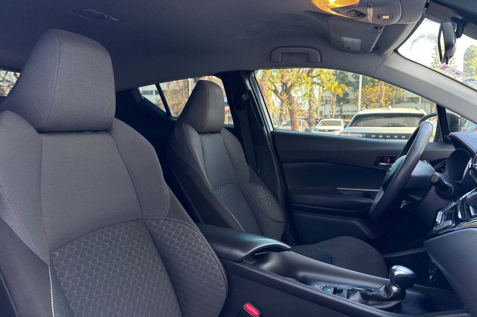 Used 2021 Toyota C-HR LE image 30