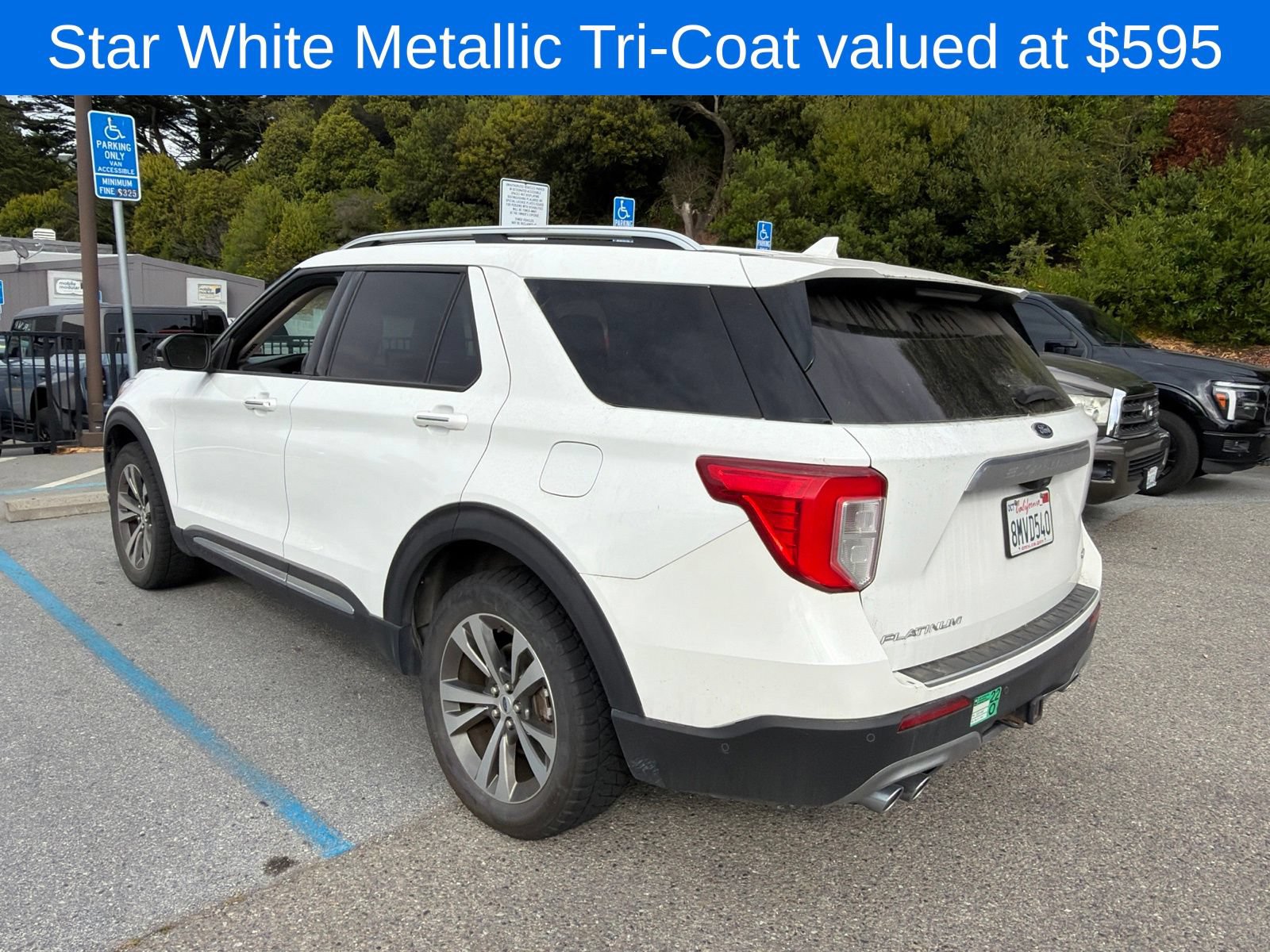 Used 2020 Ford Explorer Platinum w/ Premium Technology Package AWD/4WD image 5