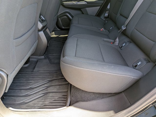 Used 2025 Chevrolet Equinox EV LT image 20