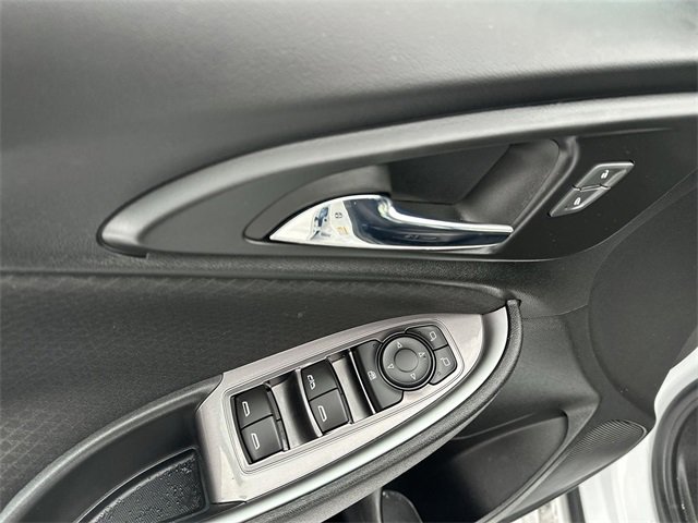 Certified 2022 Chevrolet Malibu LT image 22