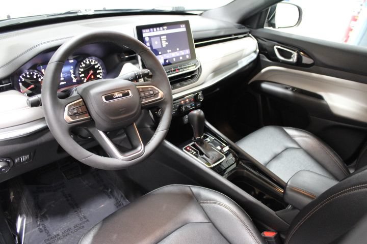 Used 2024 Jeep Compass Limited AWD/4WD image 43