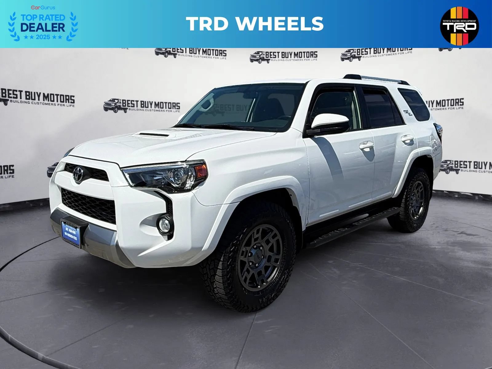 Used 2018 Toyota 4Runner TRD Off-Road AWD/4WD image 3