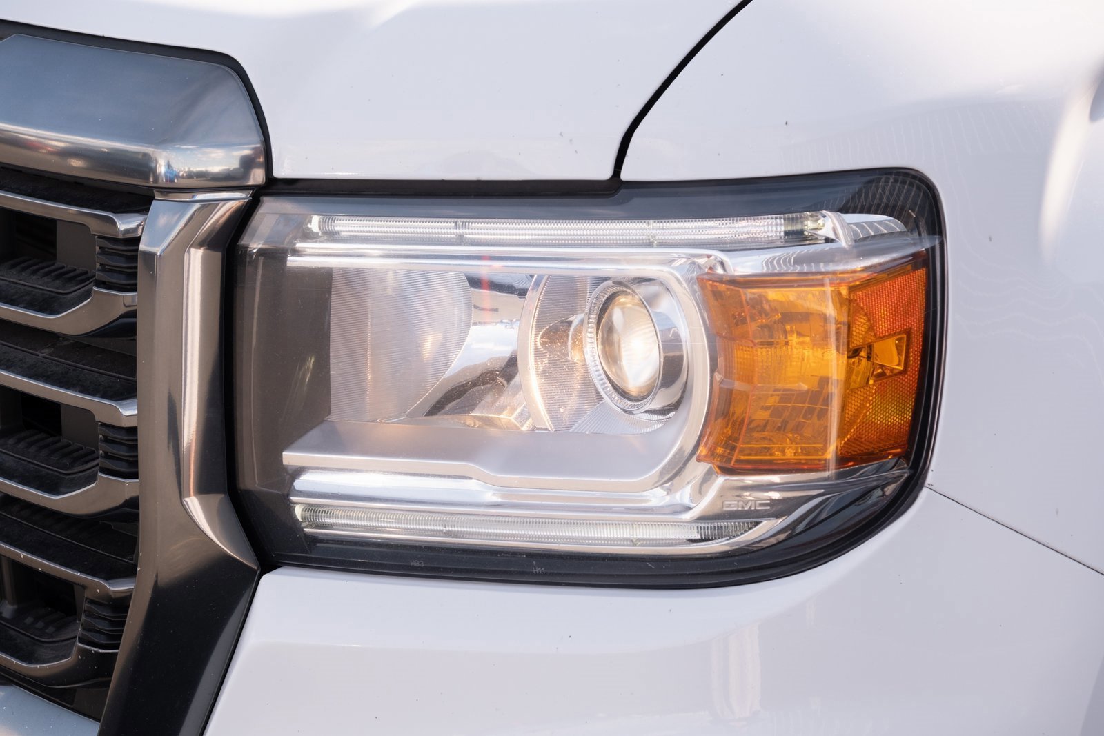 Used 2021 GMC Canyon AT4 image 21