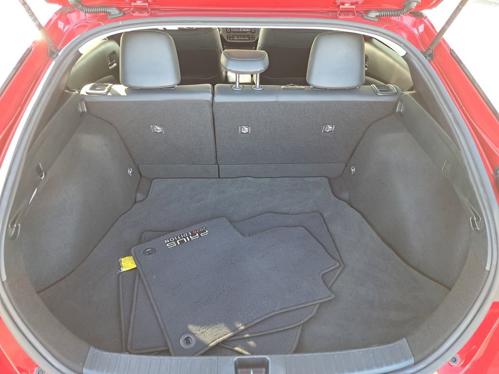 Certified 2021 Toyota Prius XLE image 6