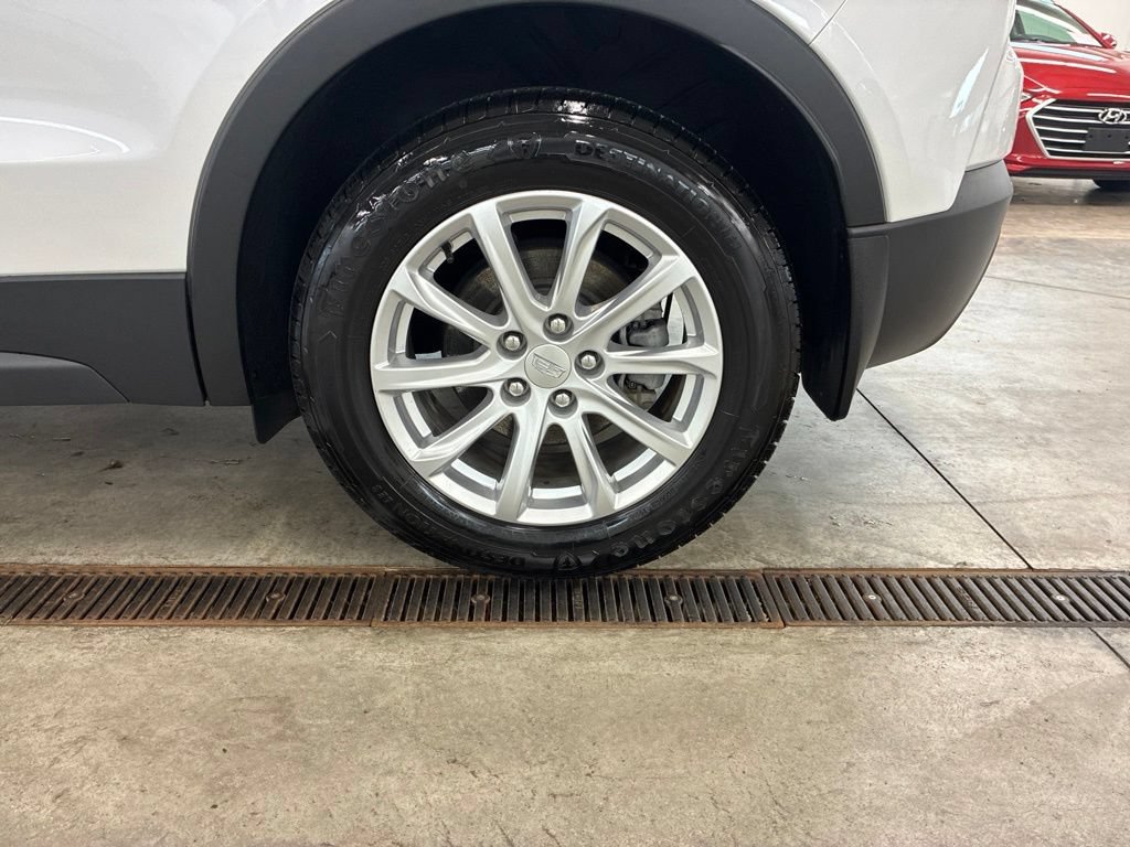 Used 2022 Cadillac XT4 Luxury w/ Cold Weather Package AWD/4WD image 30