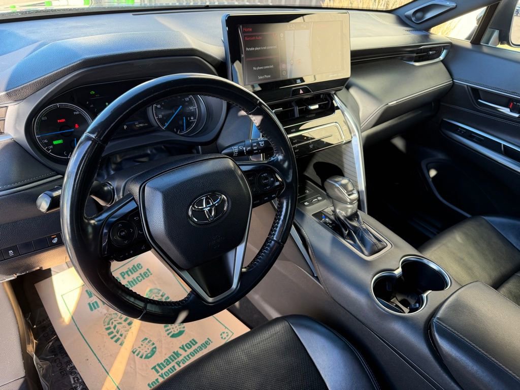 Used 2021 Toyota Venza XLE w/ Softex Package image 12