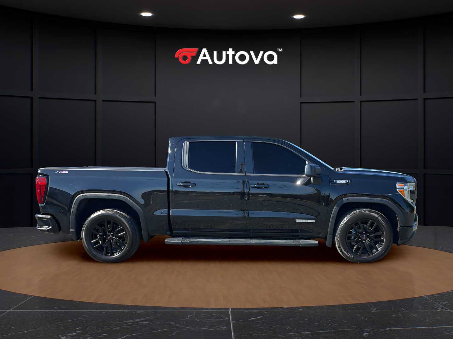 Used 2021 GMC Sierra 1500 Elevation w/ LPO, Elevation Black Package AWD/4WD image 6