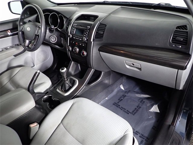 Used 2011 Kia Sorento 2WD image 31