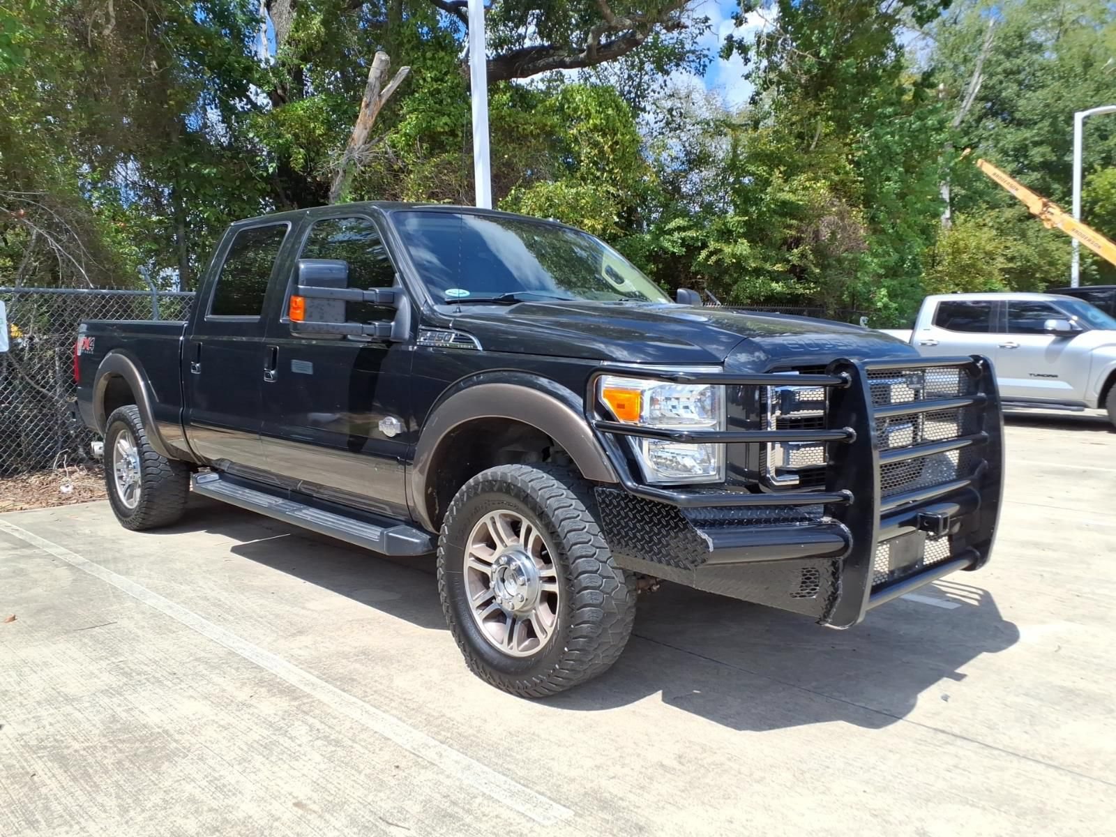 Used 2015 Ford F250 King Ranch w/ FX4 Off-Road Package AWD/4WD image 1