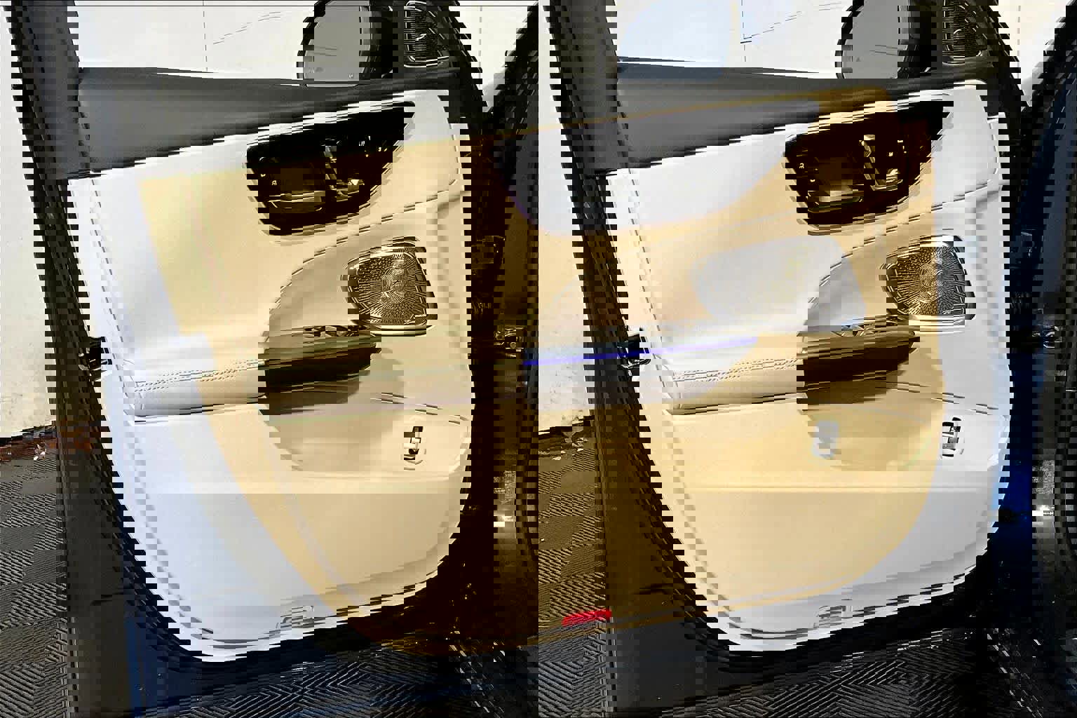 New 2026 Mercedes-Benz C 300 4MATIC Sedan image 11