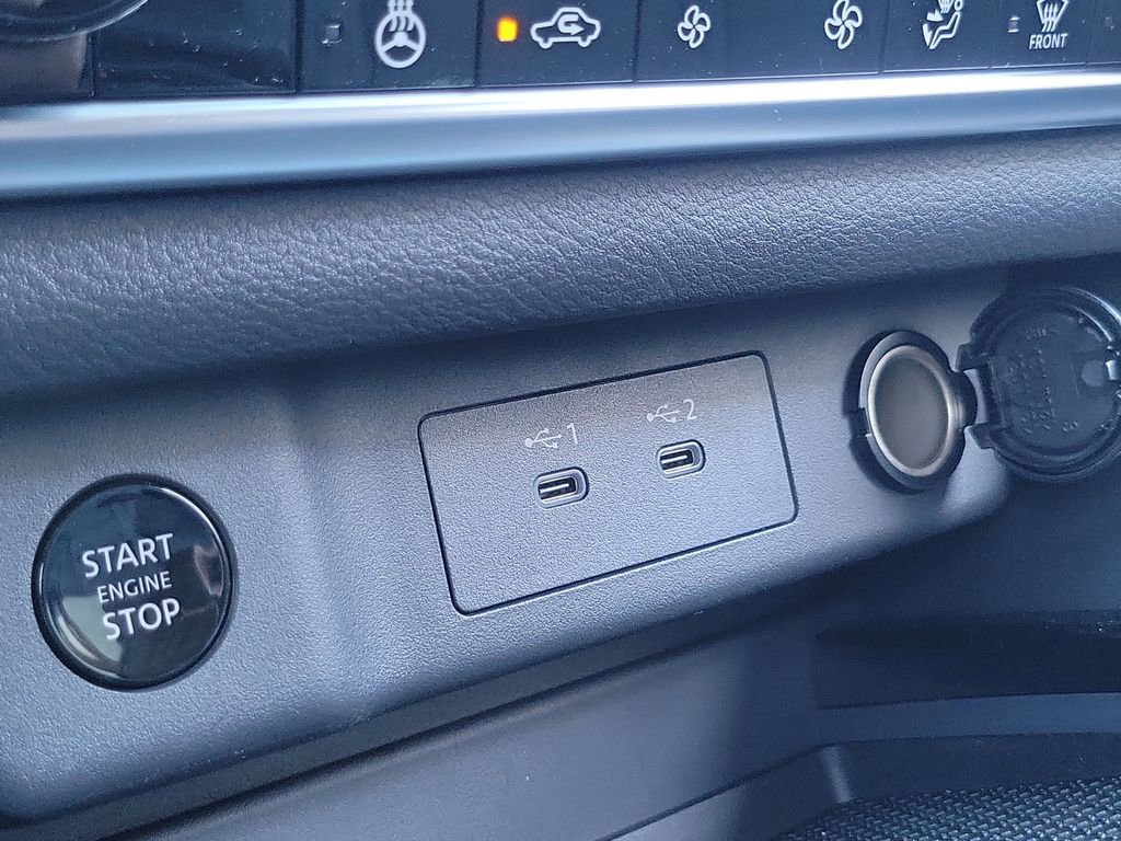 New 2026 Nissan Rogue SV image 9