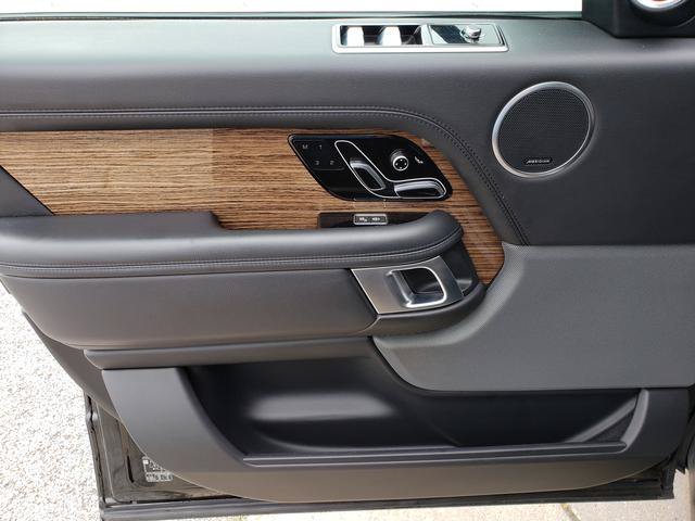 Used 2021 Land Rover Range Rover AWD/4WD image 11