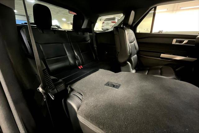 Used 2021 Ford Explorer XLT w/ Equipment Group 202A RWD image 20
