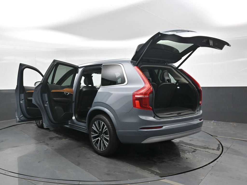 Used 2022 Volvo XC90 T6 Momentum w/ Climate Package AWD/4WD image 49