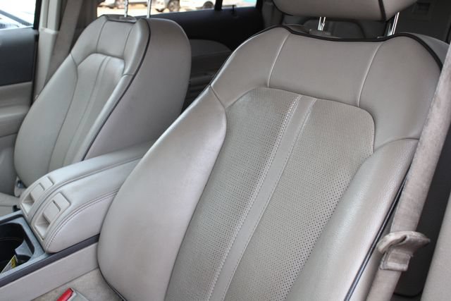 Used 2012 Lincoln MKX AWD image 6