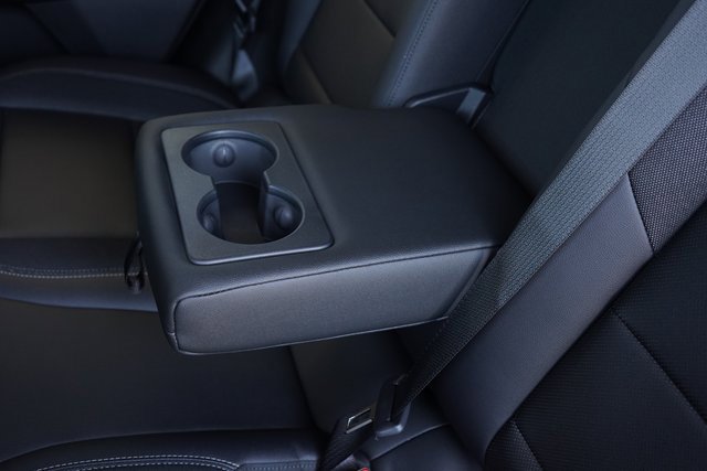 New 2025 Chevrolet Equinox EV LT image 24