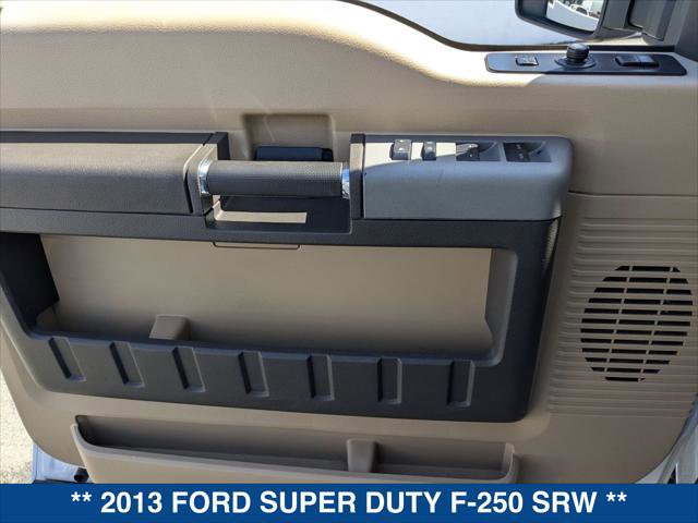 Used 2013 Ford F250 Lariat w/ Lariat Interior Pkg image 10