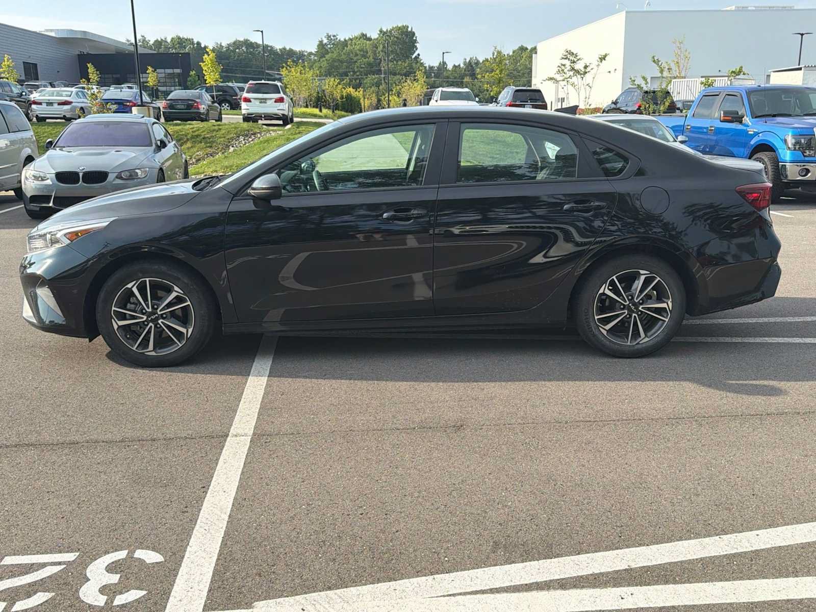 Used 2022 Kia Forte LXS FWD image 12