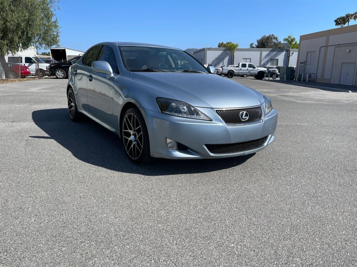 Used 2007 Lexus IS 250 RWD image 3