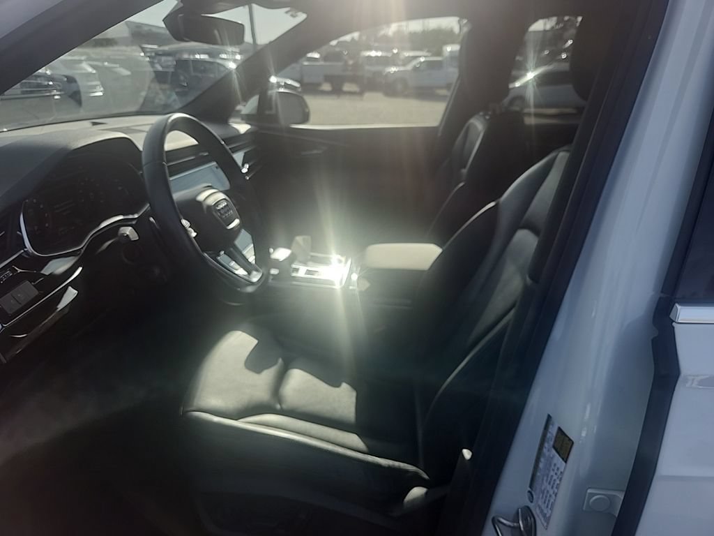 Used 2021 Audi Q7 2.0T Premium w/ Convenience Package AWD/4WD image 19