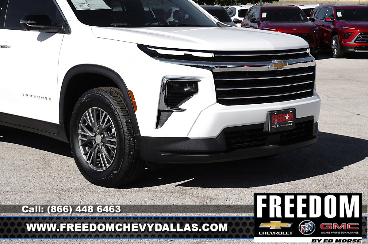 New 2026 Chevrolet Traverse LT w/ Driver Confidence Package FWD image 41