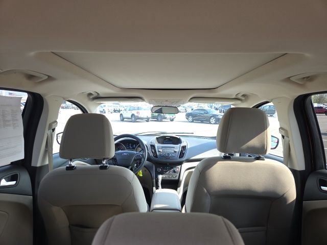 Certified 2017 Ford Escape SE image 11