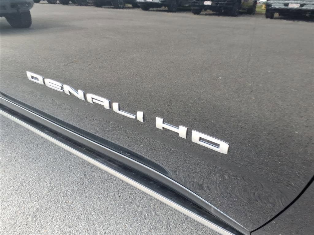 New 2026 GMC Sierra 2500 Denali Ultimate image 11