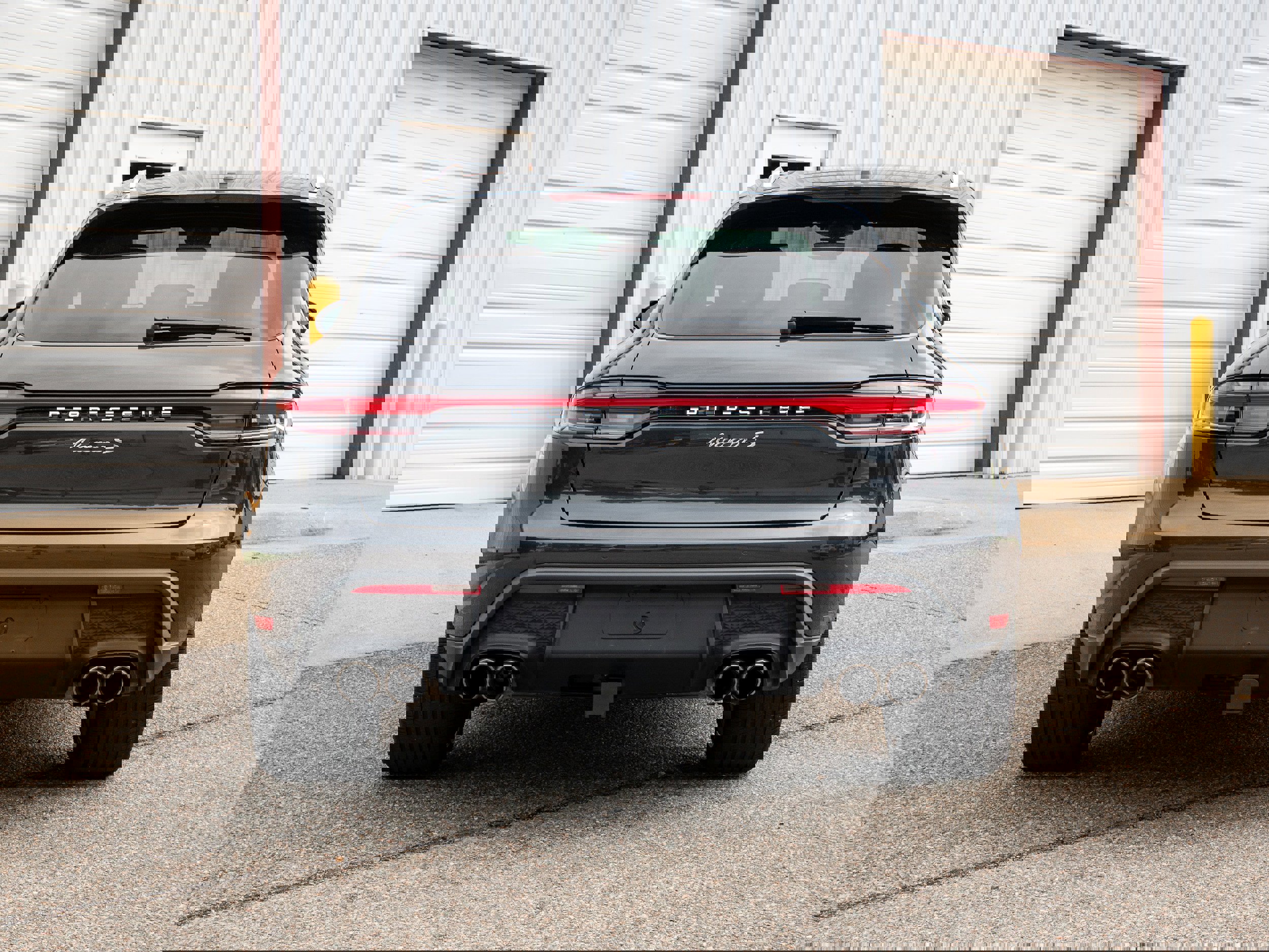 Used 2024 Porsche Macan S image 6