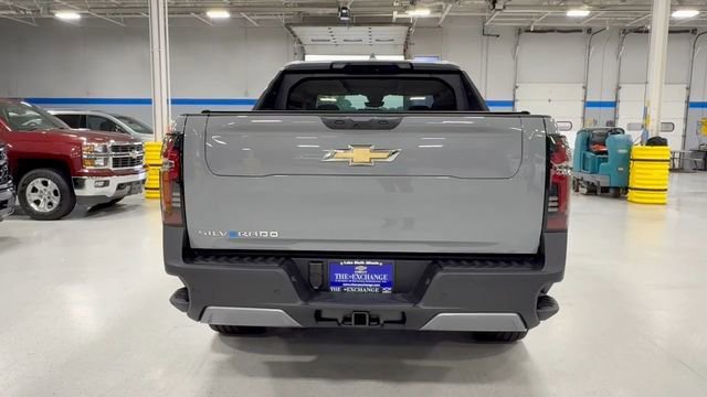 New 2026 Chevrolet Silverado EV LT image 7