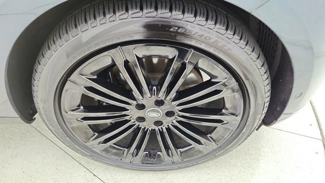 Used 2024 Land Rover Range Rover SE AWD/4WD image 55