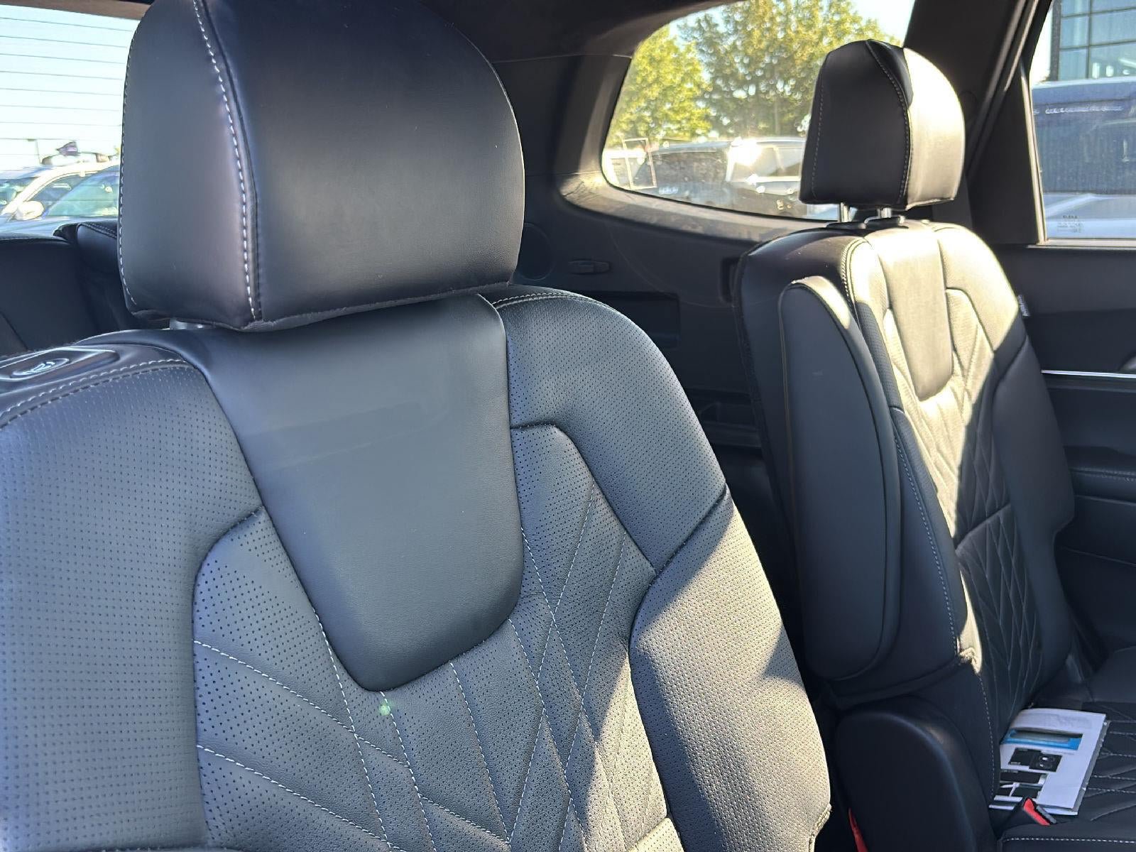 Certified 2025 Kia Telluride SX Prestige X-Line AWD/4WD image 23