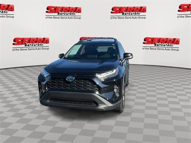 Used 2023 Toyota RAV4 AWD Hybrid image 4