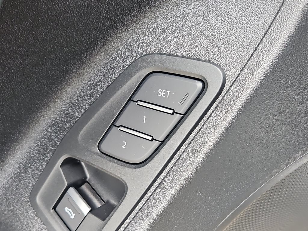 New 2026 Audi Q3 quattro 2.0T AWD/4WD image 13