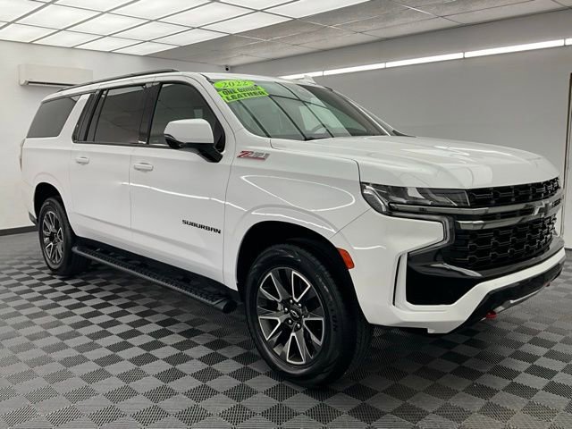 Used 2022 Chevrolet Suburban Z71 image 3