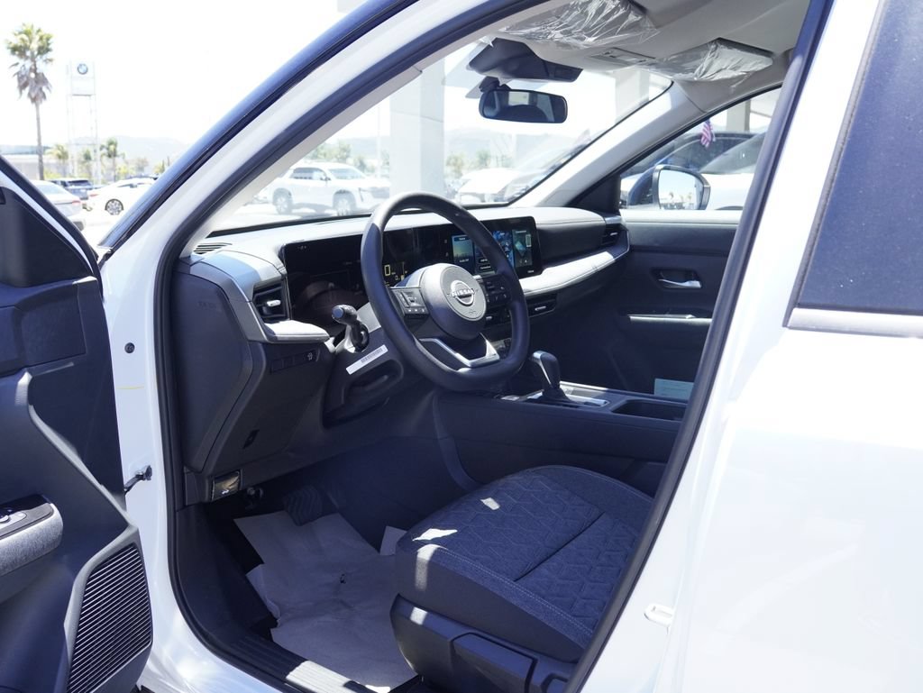 New 2026 Nissan Kicks SV w/ Cold Weather Package FWD image 22