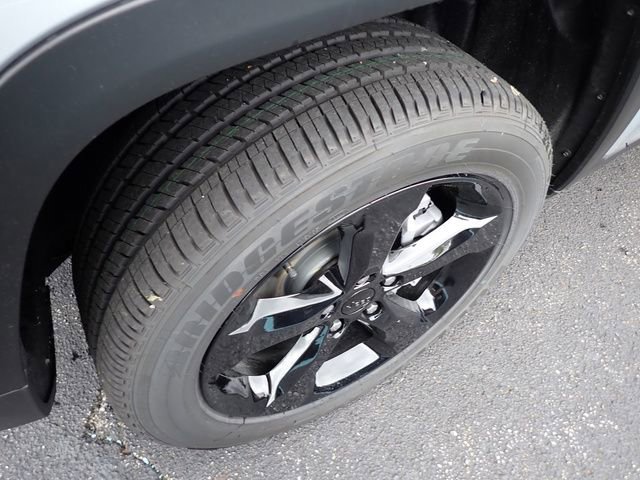 New 2025 Jeep Grand Cherokee L Altitude AWD/4WD image 9