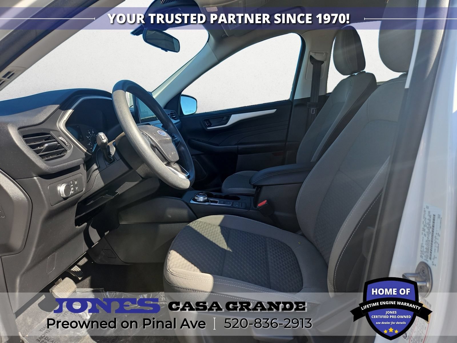 Used 2022 Ford Escape SE w/ SE Sport Appearance Package FWD image 8