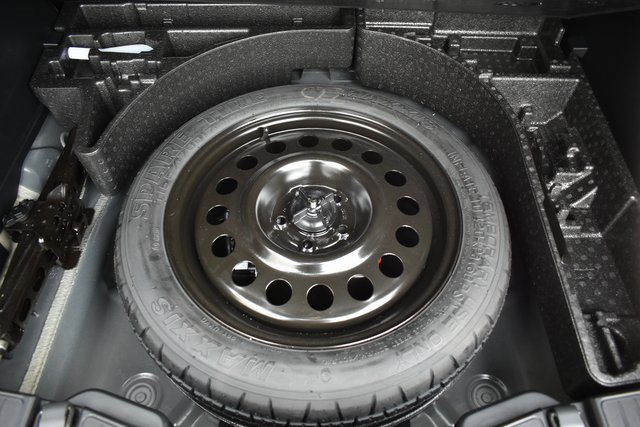 Used 2022 Ford Escape SE w/ Cold Weather Package image 40