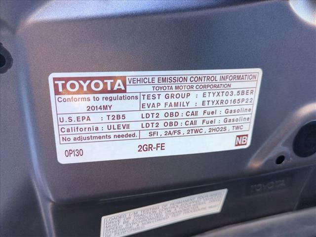 Used 2014 Toyota Highlander Limited w/ Driver Technology Package AWD/4WD image 29