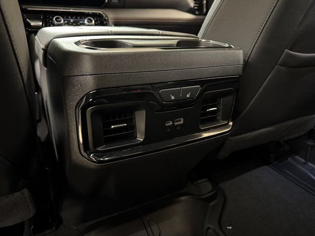 Used 2025 GMC Sierra 1500 AT4 w/ AT4 Premium Package AWD/4WD image 23